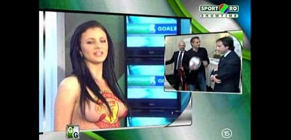  Goluri si Goale ep 5 Gina si Roxy (Romania naked news)